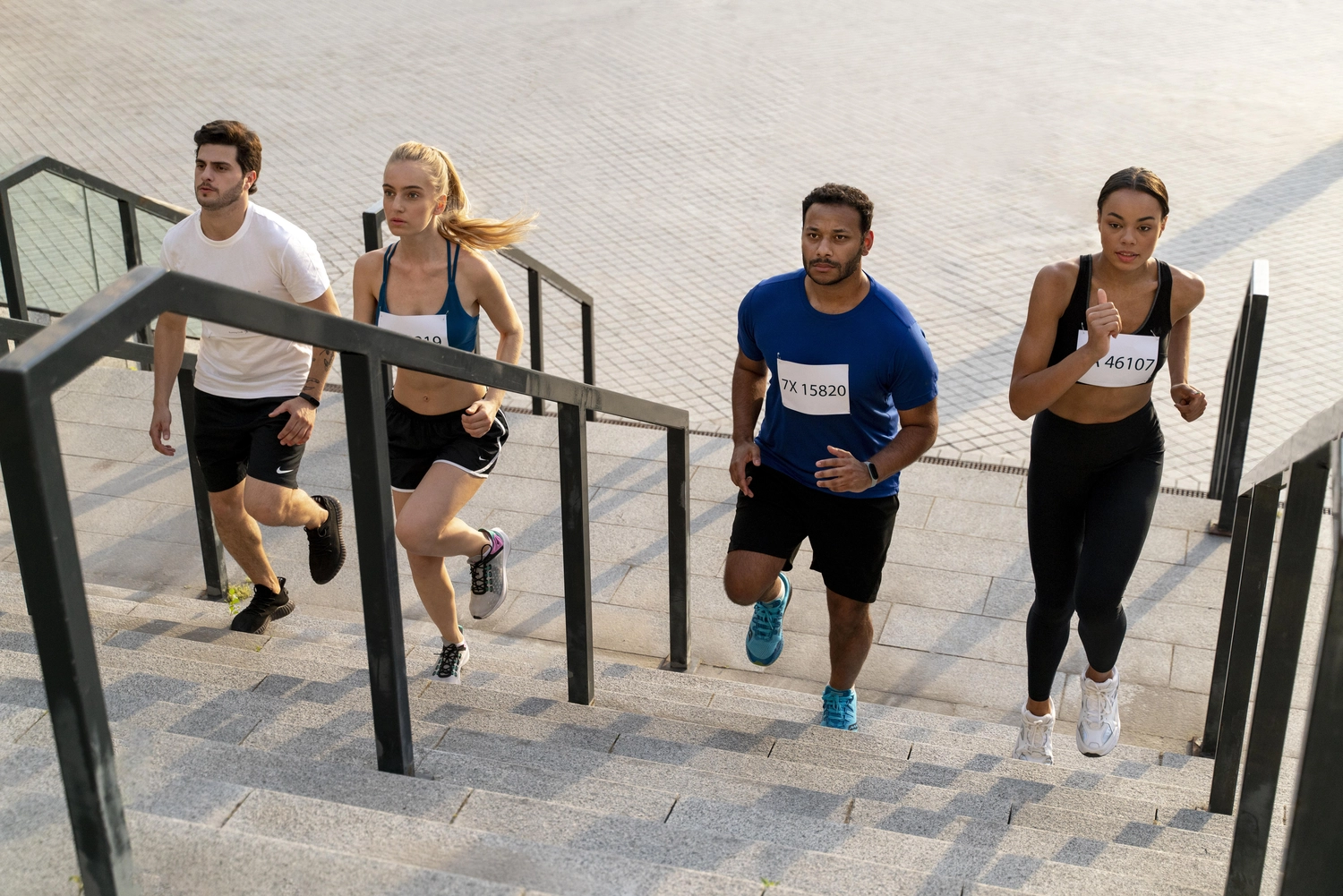 Hans-Peter Mielke – Vertrieb von Hallux Einlegesohlen – gehende Menschen