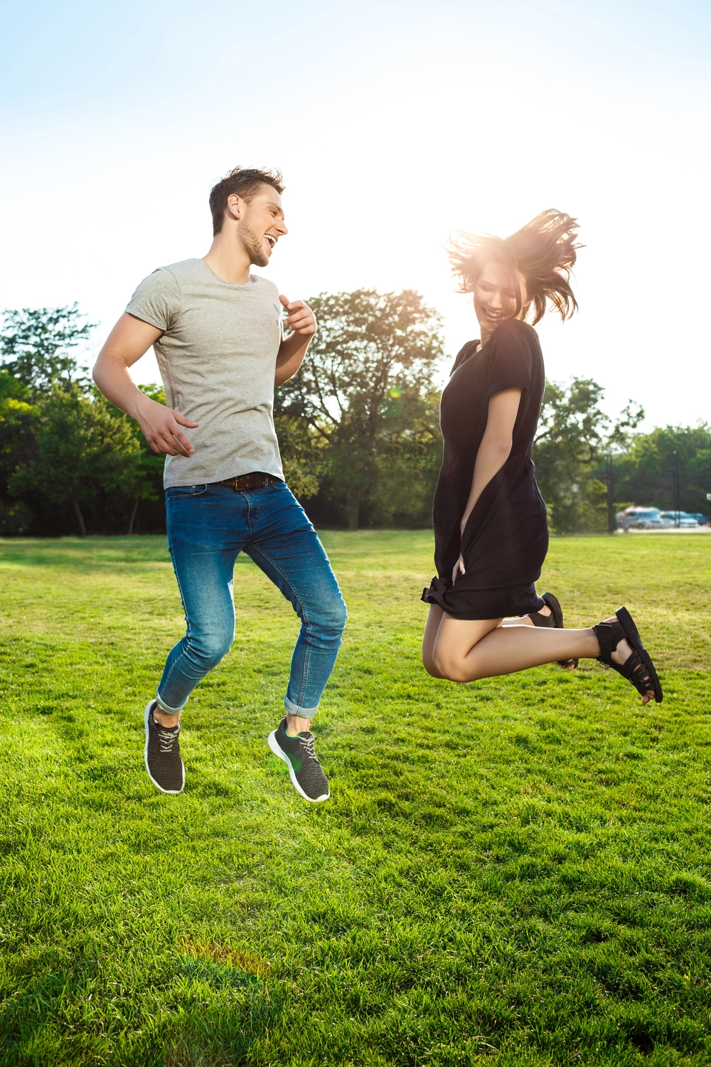 Hans-Peter Mielke – Vertrieb von Hallux Einlegesohlen – gehende Menschen